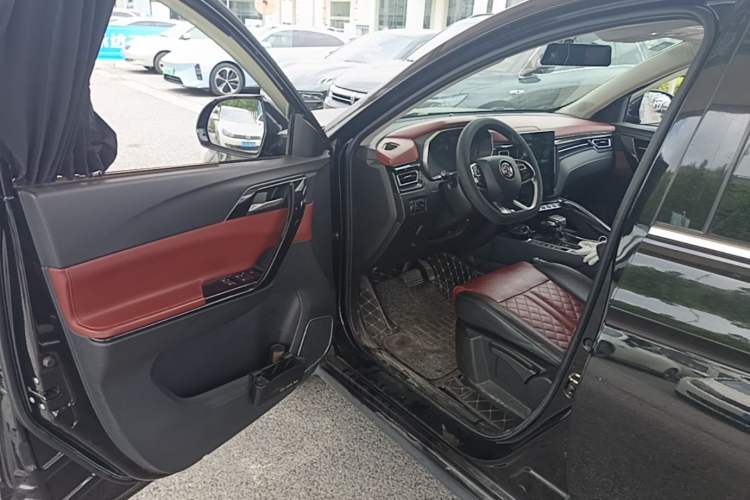 Used FORTHING T5 2018 230T CVT Zhiyue Trim Driver Seat
