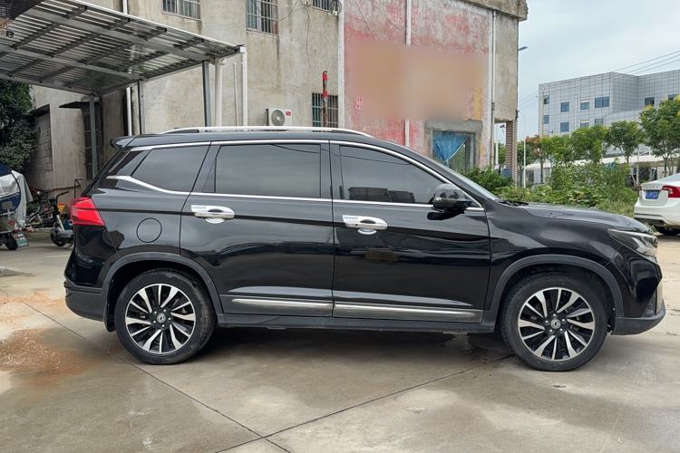 Used FORTHING T5 2018 300T DCT Smart Version Exterior 2