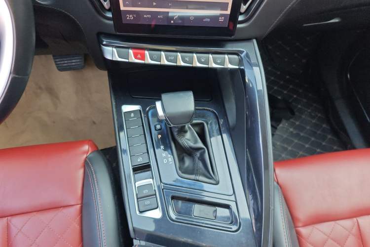 Used FORTHING T5 2018 300T DCT Smart Version Gear Lever