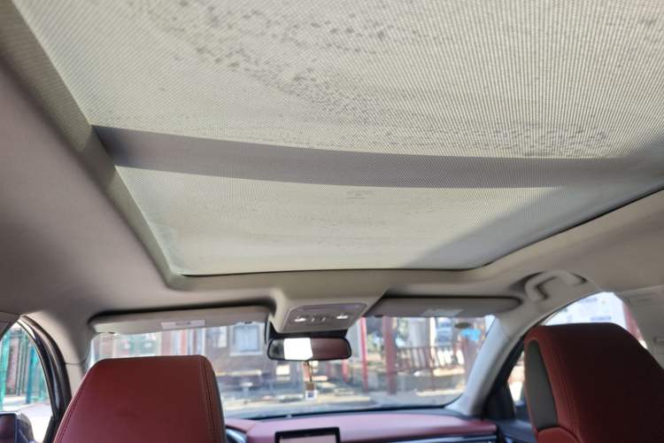 Used FORTHING T5 2018 300T DCT Smart Version Headliner