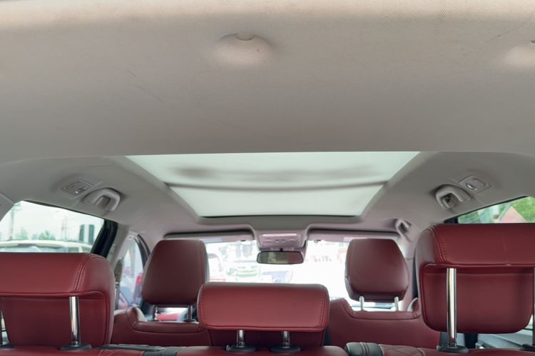 Used FORTHING T5 2018 300T DCT Smart Version Headliner