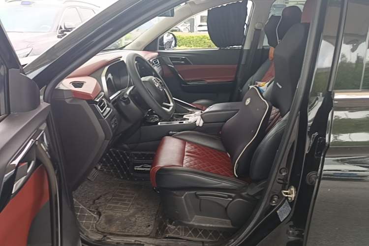 Used FORTHING T5 2018 230T CVT Zhiyue Trim Left Front Seat