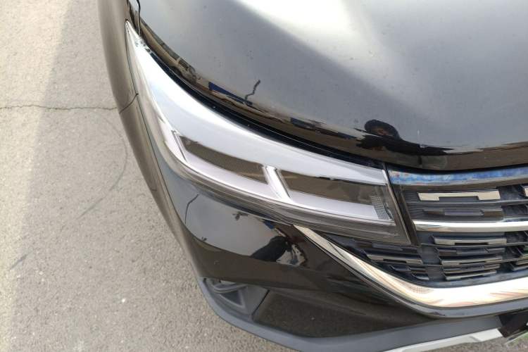 Used FORTHING T5 2018 230T CVT Smart Enjoyment Version Right Front Headlight