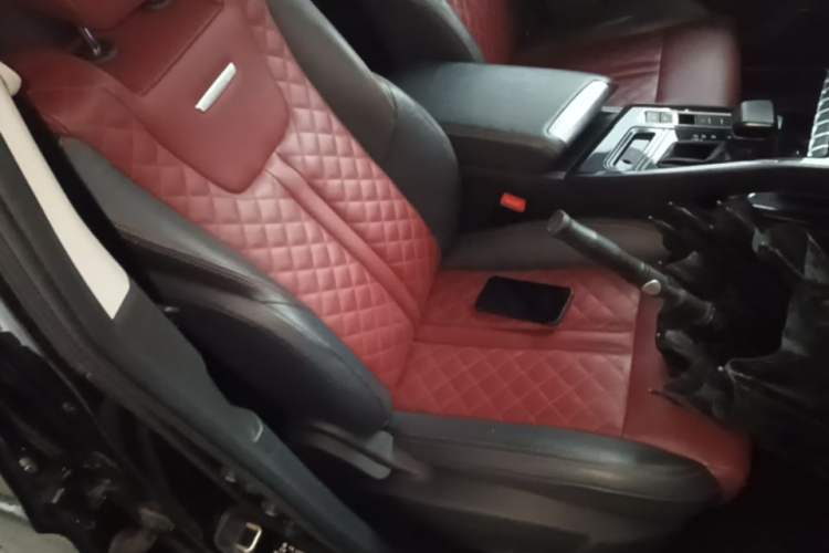Used FORTHING T5 2018 300T DCT Smart Enjoyment Version Right Front Seat