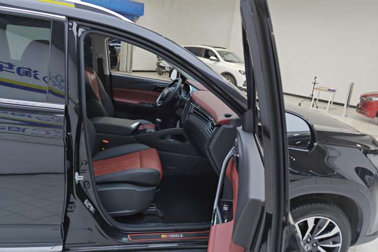 Used FORTHING T5 2018 230T Manual Smart Enjoyment Model Right Front Seat