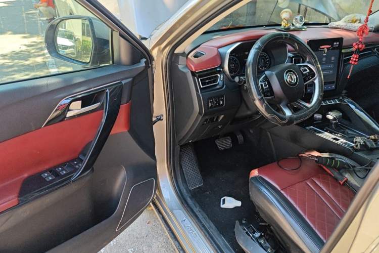 Used FORTHING T5 2018 300T DCT Smart Version Driver Seat
