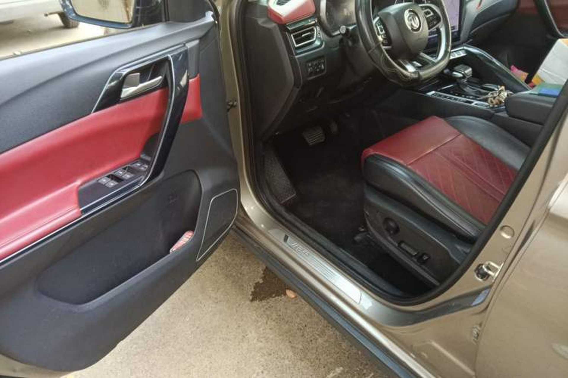 Used FORTHING T5 2018 300T DCT Smart Version Driver Seat