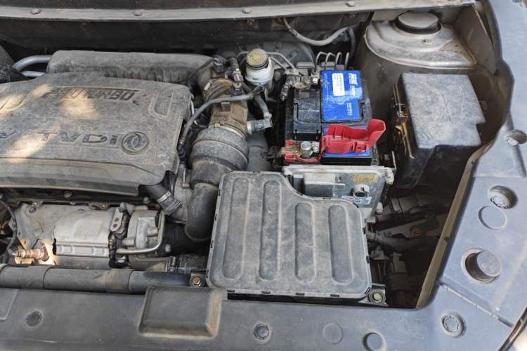 Used FORTHING T5 2018 300T DCT Smart Version Engine Bay Left
