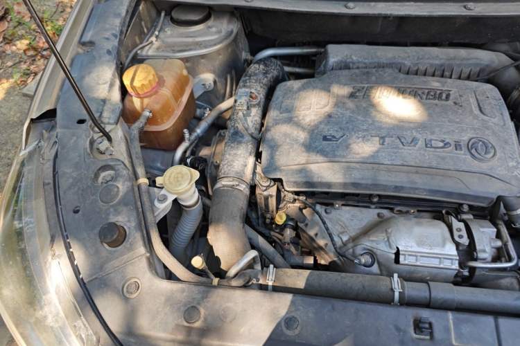 Used FORTHING T5 2018 300T DCT Smart Version Engine Bay Right