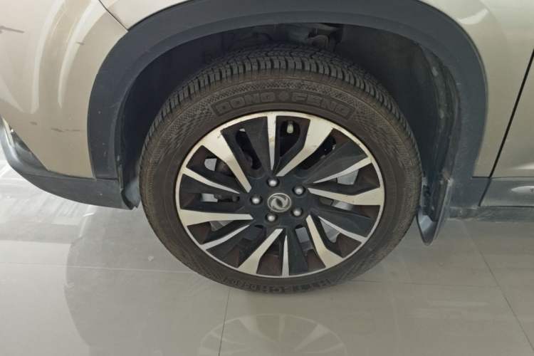 Used FORTHING T5 2018 230T CVT Smart Enjoyment Version Left Front Wheel Hub