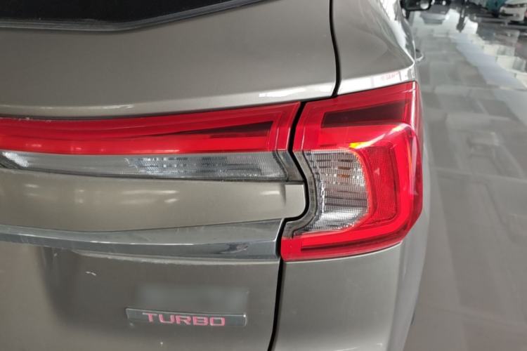 Used FORTHING T5 2018 230T CVT Smart Enjoyment Version Right Rear Taillight