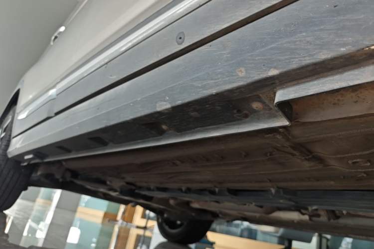 Used FORTHING T5 2018 230T CVT Smart Enjoyment Version Right Side Sill