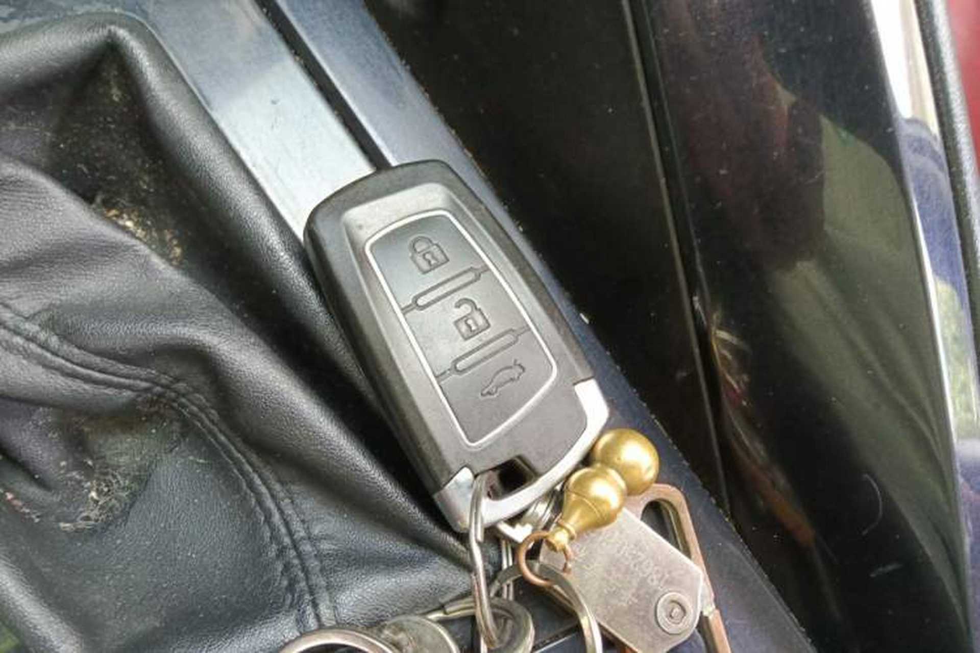 Used FORTHING T5 2018 300T DCT Smart Version Vehicle Key