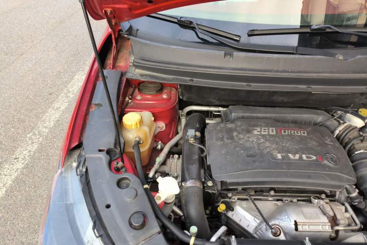 Used FORTHING T5 2018 300T DCT Smart Version Engine Bay Right