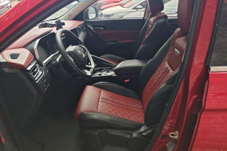 Used FORTHING T5 2018 230T CVT Zhiyue Trim Left Front Seat