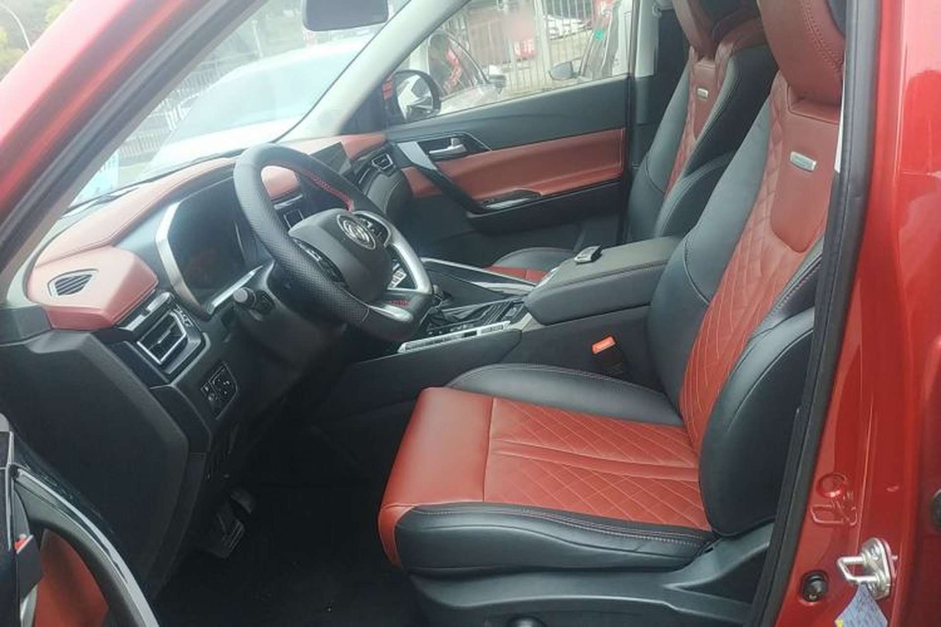Used FORTHING T5 2018 300T DCT Smart Enjoyment Version Left Front Seat