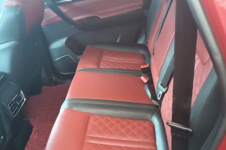 Used FORTHING T5 2018 230T CVT Smart Enjoyment Version Left Rear Seat