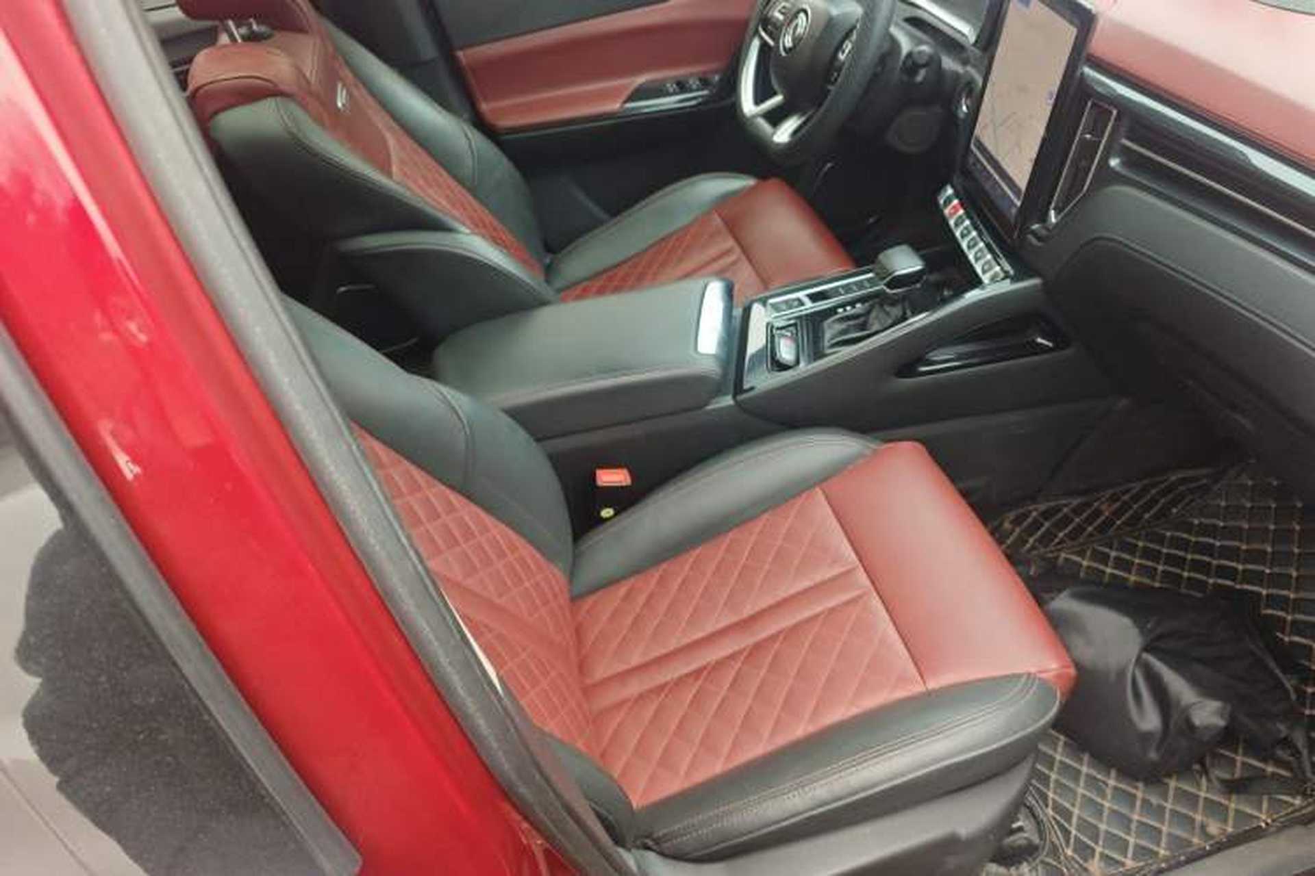 Used FORTHING T5 2018 230T CVT Smart Enjoyment Version Right Front Seat