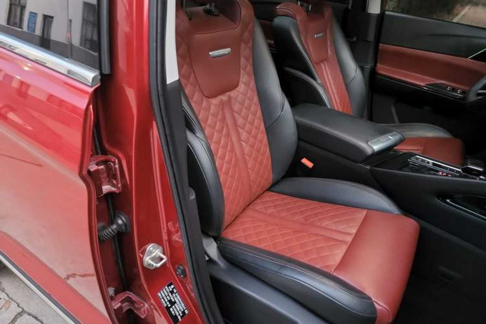 Used FORTHING T5 2018 230T CVT Smart Enjoyment Version Right Front Seat