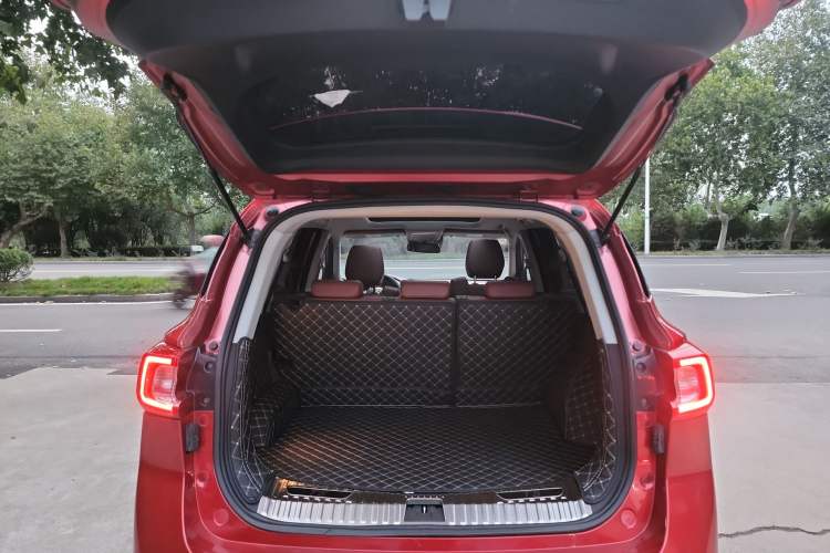 Used FORTHING T5 2018 230T CVT Smart Enjoyment Version Trunk