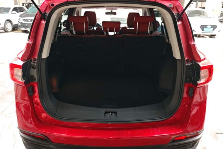 Used FORTHING T5 2018 300T DCT Smart Enjoyment Version Trunk