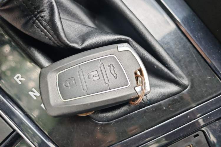 Used FORTHING T5 2018 230T CVT Zhiyue Trim Vehicle Key