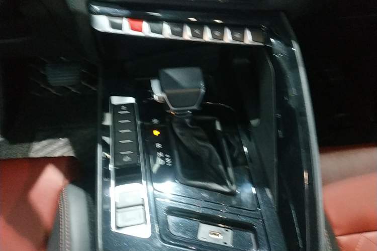 Used FORTHING T5 2018 300T DCT Smart Version Gear Lever