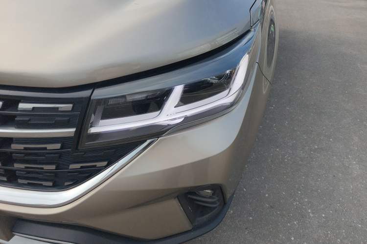 Used FORTHING T5 2018 300T DCT Smart Enjoyment Version Left Front Headlight