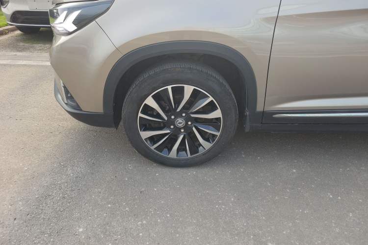 Used FORTHING T5 2018 300T DCT Smart Enjoyment Version Left Front Wheel Hub