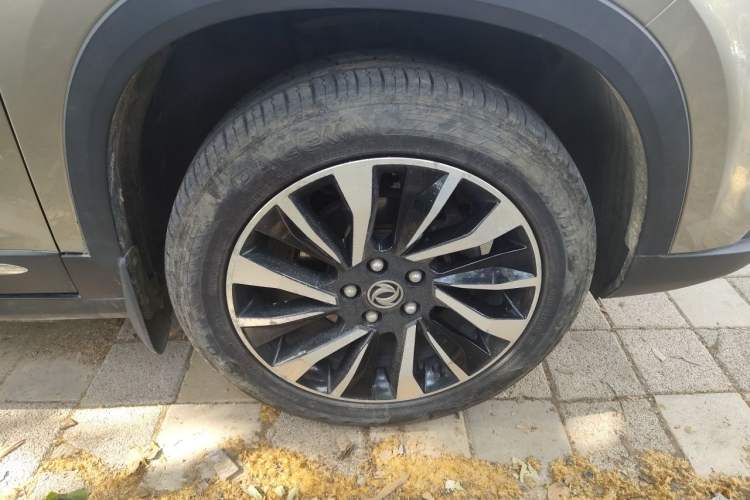 Used FORTHING T5 2018 230T CVT Smart Enjoyment Version Right Front Wheel Hub