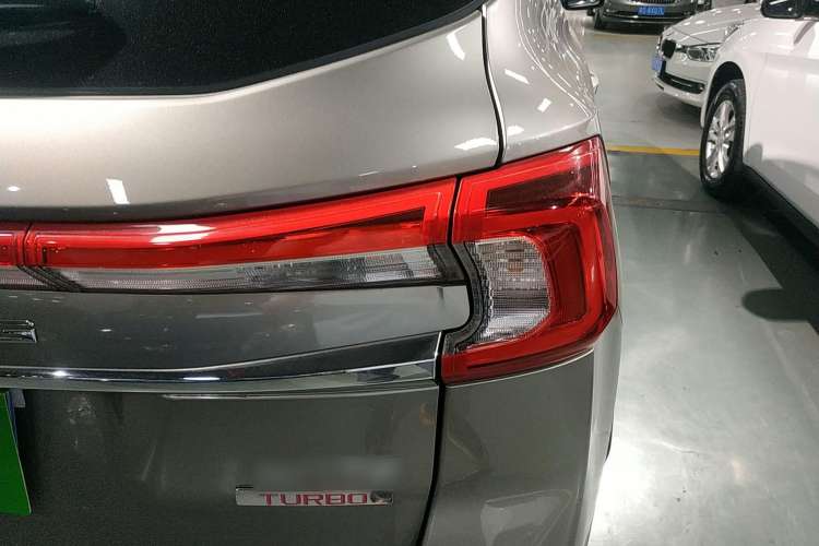 Used FORTHING T5 2018 300T DCT Smart Version Right Rear Taillight