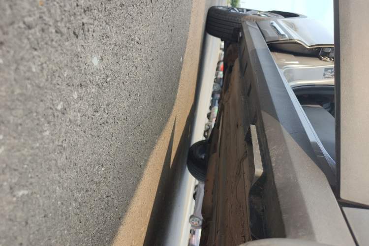 Used FORTHING T5 2018 300T DCT Smart Enjoyment Version Right Side Sill