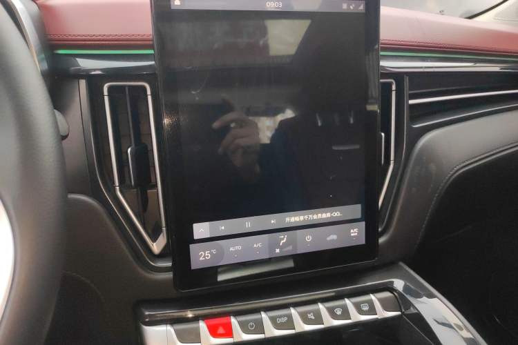 Used FORTHING T5 2018 300T DCT Smart Enjoyment Version Audio And AC Panel