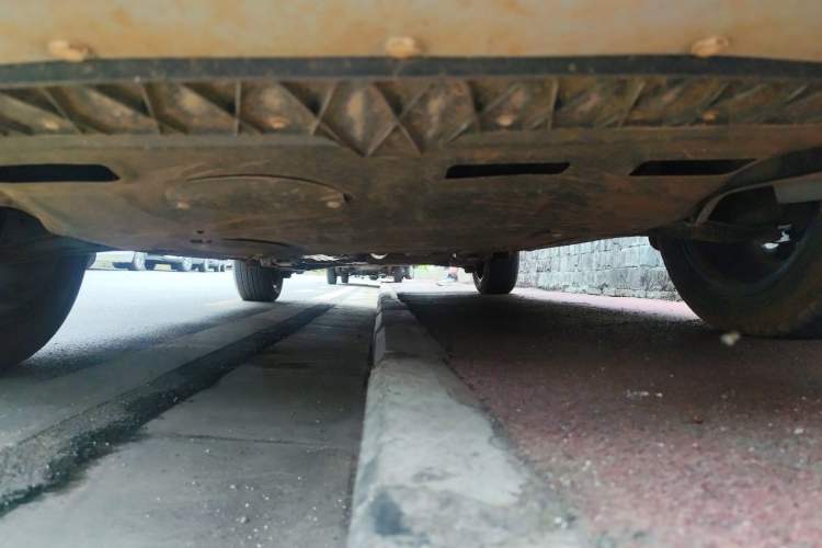 Used FORTHING T5 2018 230T CVT Zhiyue Trim Chassis Front