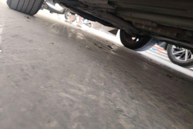 Used FORTHING T5 2018 230T CVT Zhiyue Trim Chassis Front Left