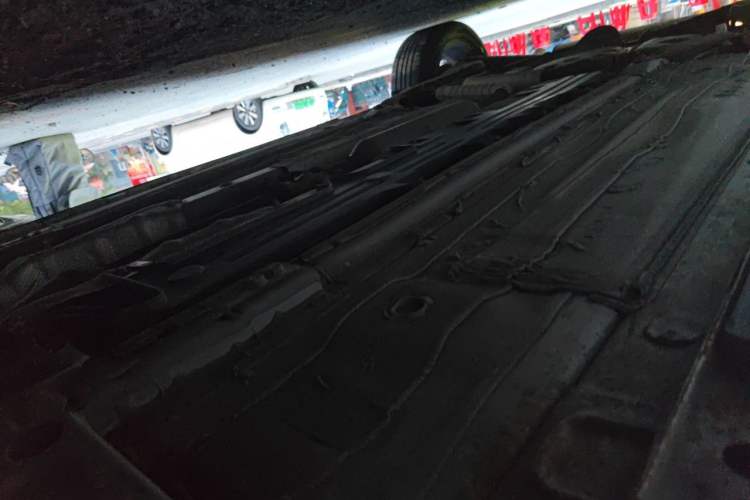 Used FORTHING T5 2018 230T CVT Zhiyue Trim Chassis Front Right