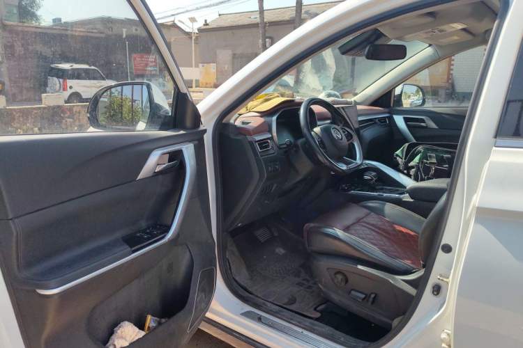 Used FORTHING T5 2018 300T DCT Smart Version Driver Seat