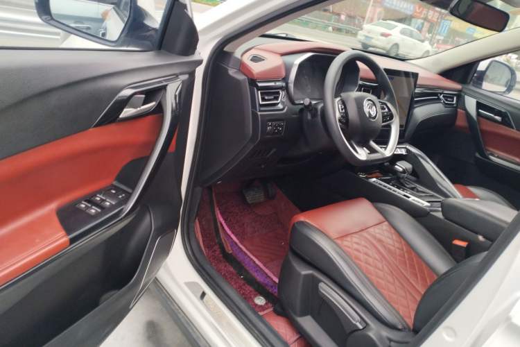 Used FORTHING T5 2018 230T CVT Zhiyue Trim Driver Seat