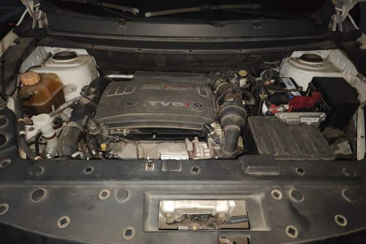 Used FORTHING T5 2018 300T DCT Smart Version Engine Bay