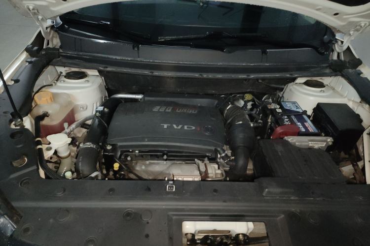 Used FORTHING T5 2018 300T DCT Smart Version Engine Bay