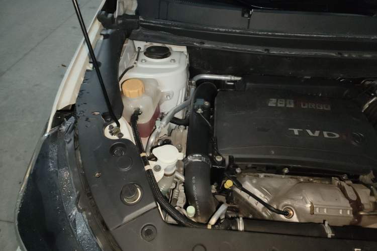 Used FORTHING T5 2018 300T DCT Smart Version Engine Bay Right
