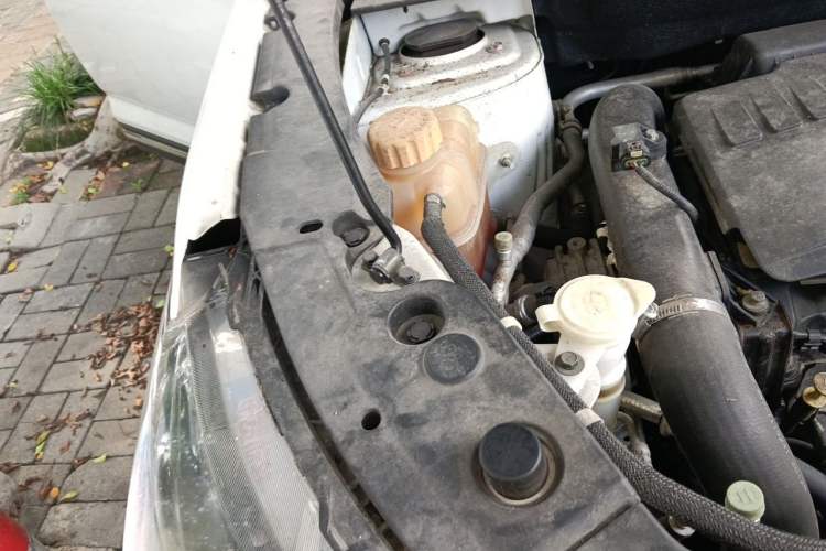 Used FORTHING T5 2018 300T DCT Smart Enjoyment Version Engine Bay Right