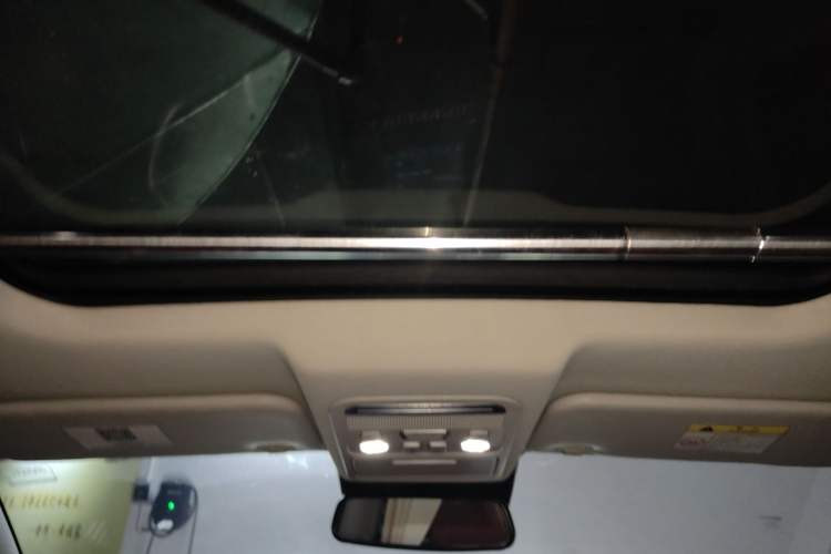 Used FORTHING T5 2018 300T DCT Smart Version Headliner