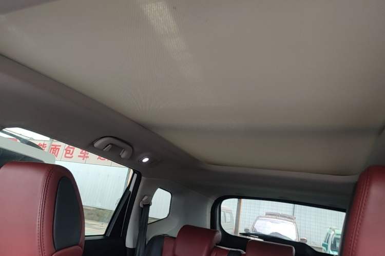 Used FORTHING T5 2018 230T CVT Smart Enjoyment Version Headliner