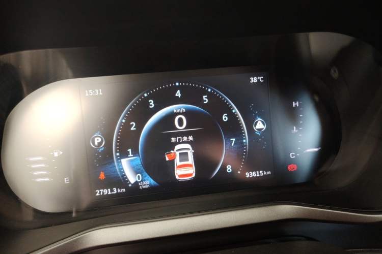 Used FORTHING T5 2018 230T CVT Zhiyue Trim Instrument Cluster