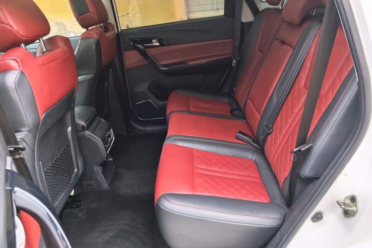 Used FORTHING T5 2018 300T DCT Smart Enjoyment Version Interior 1