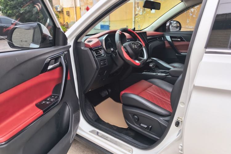 Used FORTHING T5 2018 300T DCT Smart Enjoyment Version Interior 2