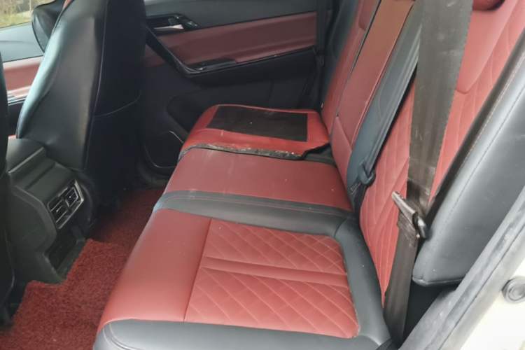 Used FORTHING T5 2018 230T CVT Smart Enjoyment Version Left Rear Seat