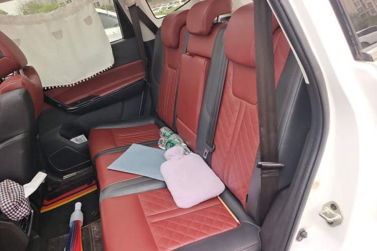 Used FORTHING T5 2018 230T CVT Smart Enjoyment Version Left Rear Seat