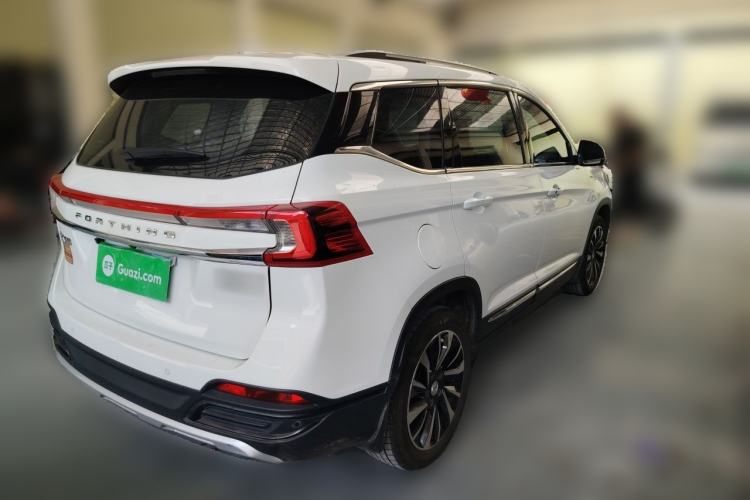 Used FORTHING T5 2018 230T CVT Zhiyue Trim Rear Right 45 Deg